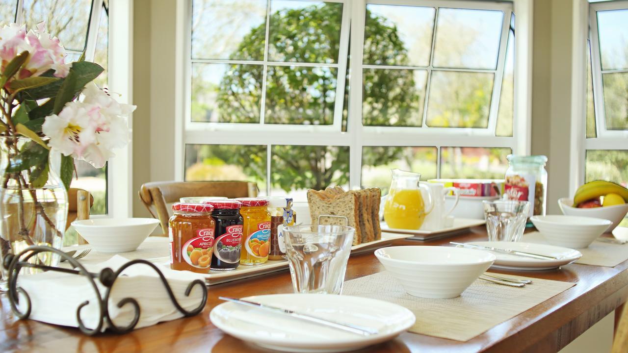 Olive House Bed And Breakfast Крайстчърч Екстериор снимка